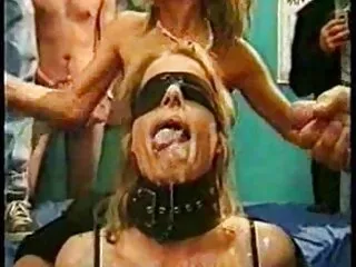 Hardcore bi threesome ერთად super-fucking-hot milf და 2 თანამოაზრე 1 2-დან